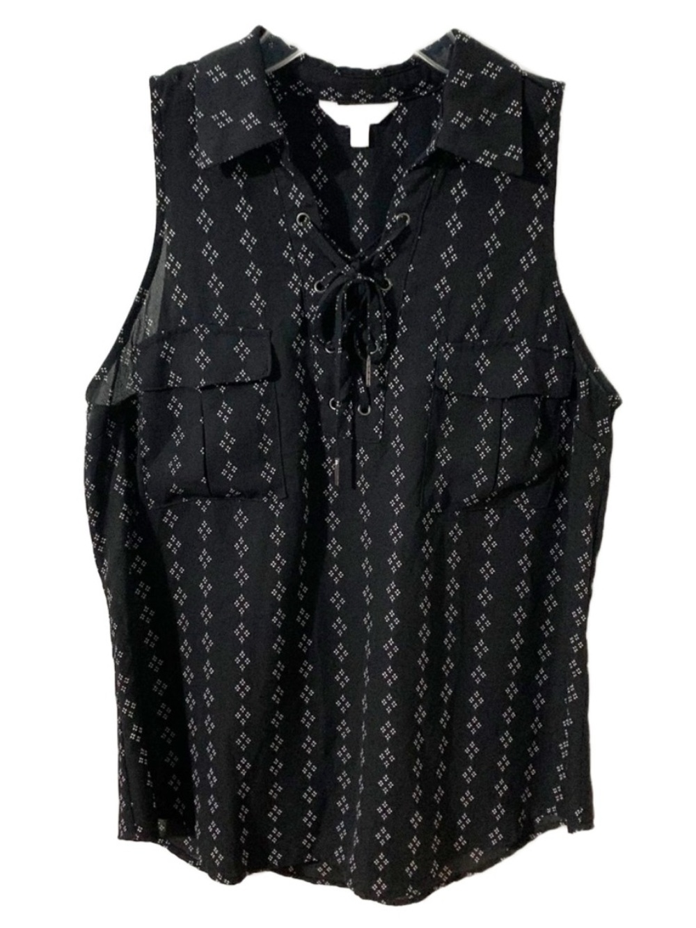 Candies Geometric Print Sleeveless Blouse Pointed Collar Lace Up Tie Front 🖤🤍